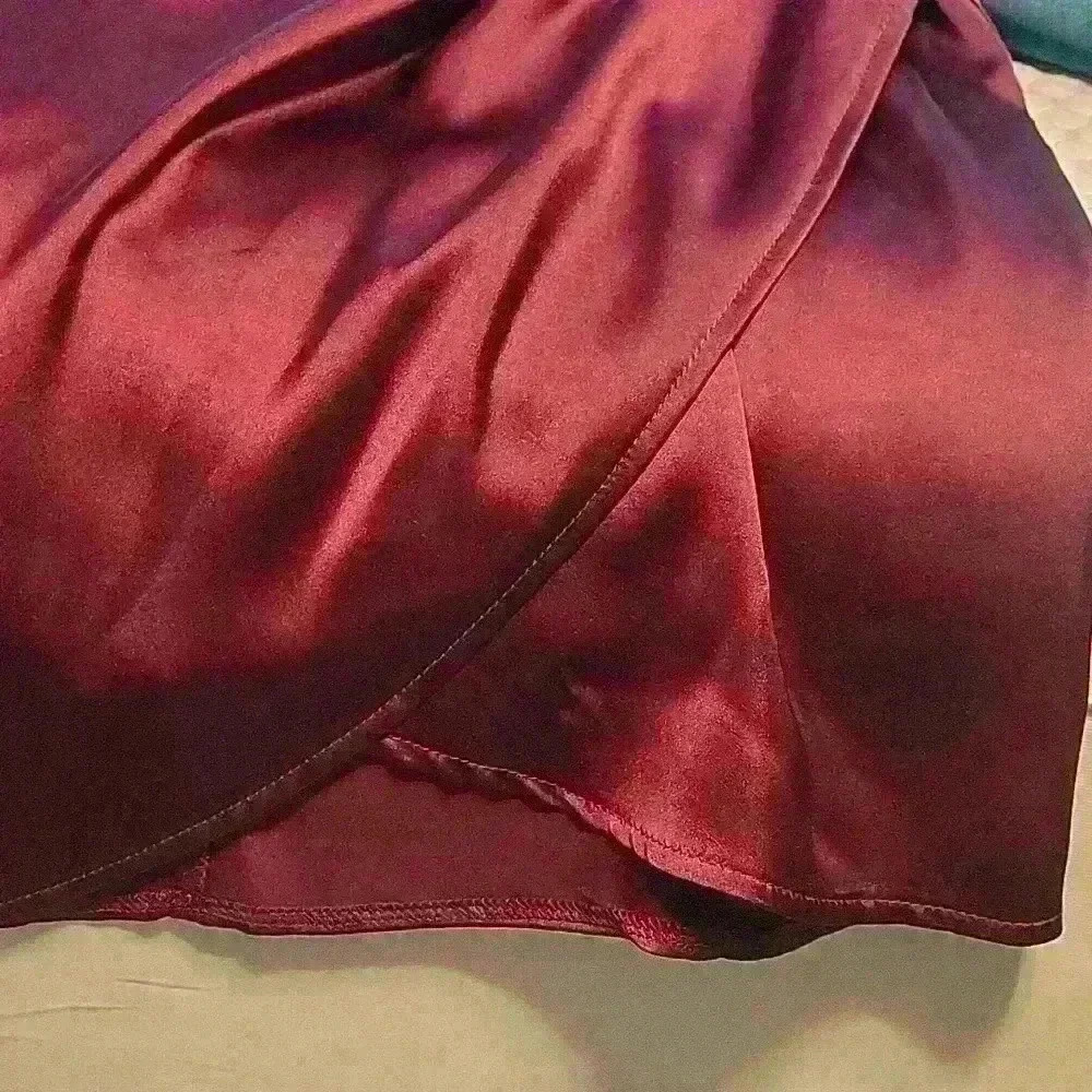 B Darlin Burgundy Mini Dress - Picture 10 of 10